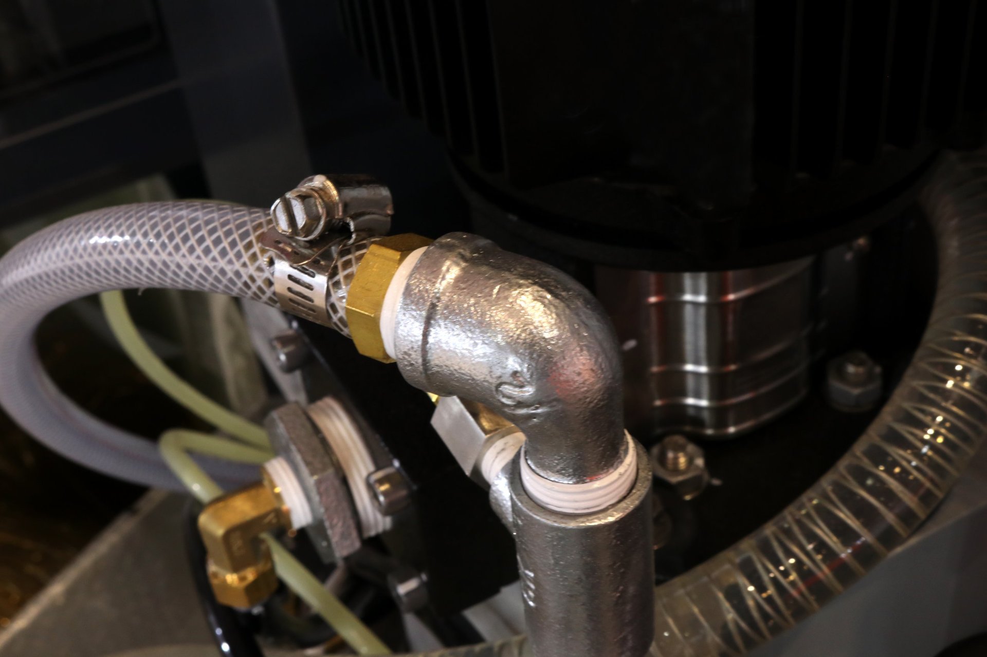 Hydraulic system maintenance